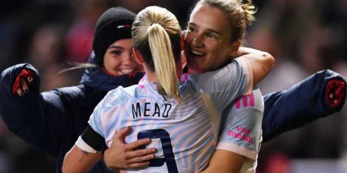 Katie McCabe views Vivianne Miedema’s return to Arsenal after an 11-month absence as something truly exceptional.