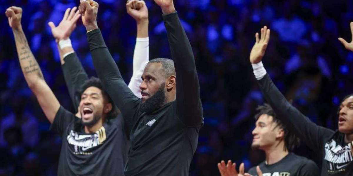 LeBron James and the LA Lakers advance to the 2023 NBA In-Season Tournament Finals